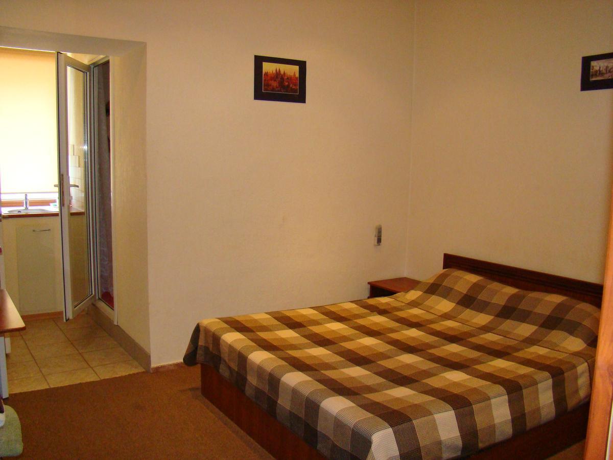 Mini-Hotel In Odessa Yard Екстер'єр фото