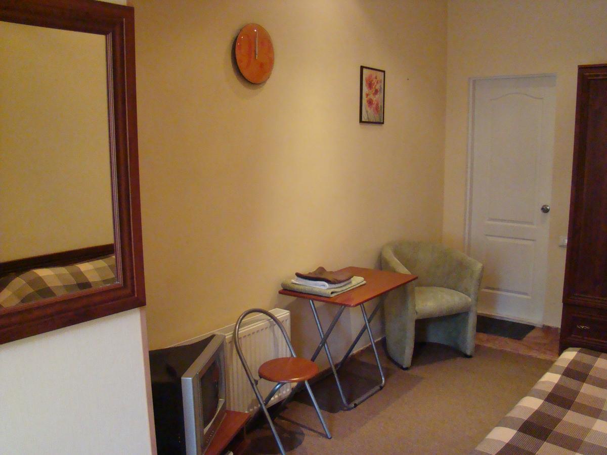 Mini-Hotel In Odessa Yard Екстер'єр фото